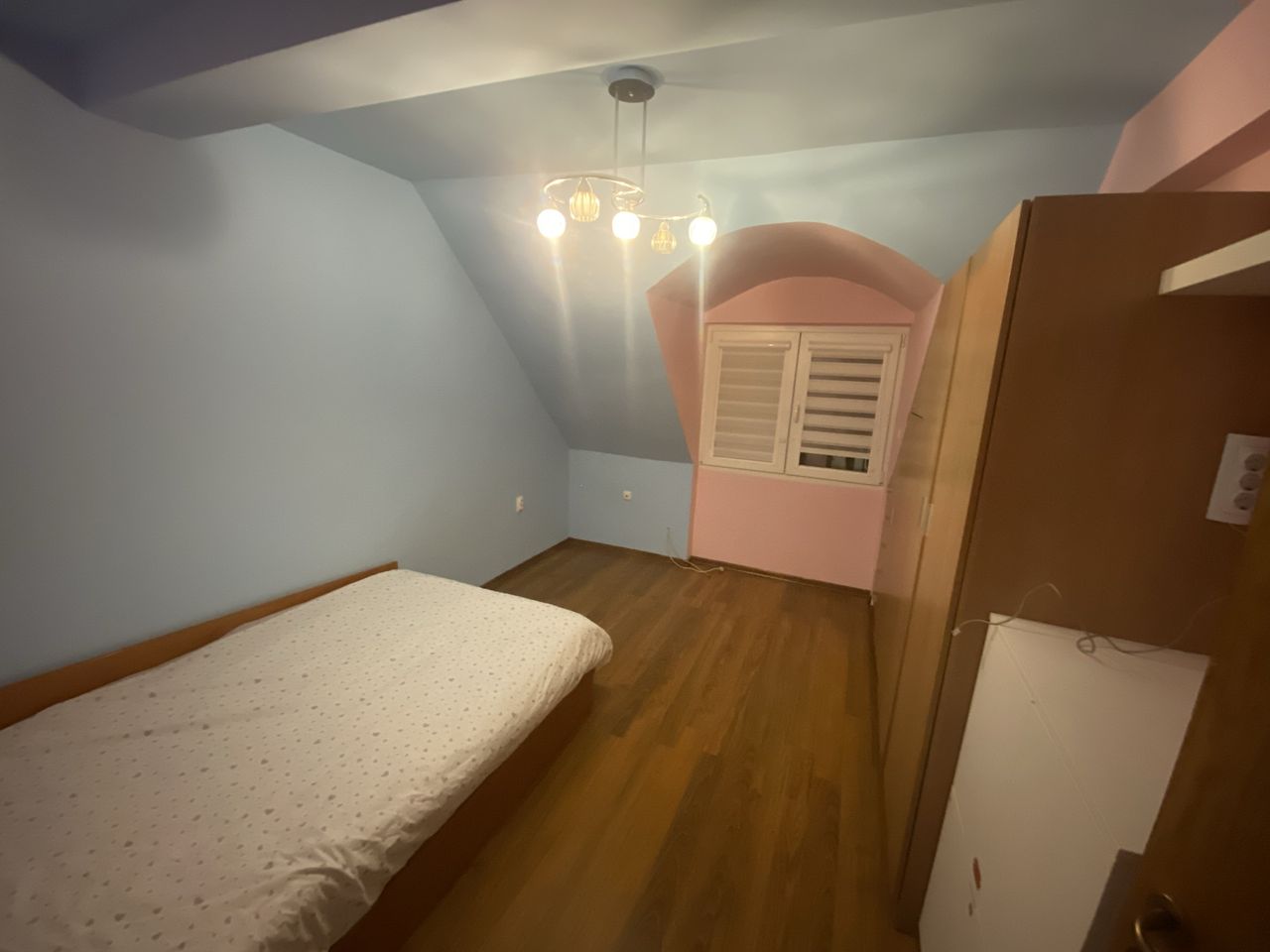 Продава се Двустаен апартамент в Варна, Цветен квартал - 64 кв.м за 2266 €/кв.м - Снимка #5
