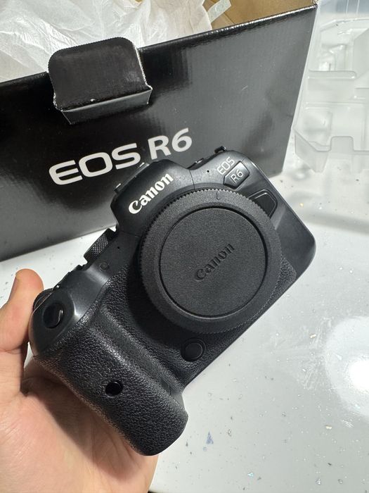 Canon R6 - in stare excelenta
