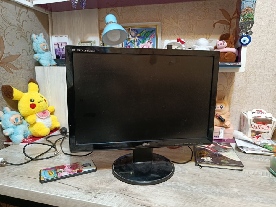 Монитор LG Flatron w 1942s
