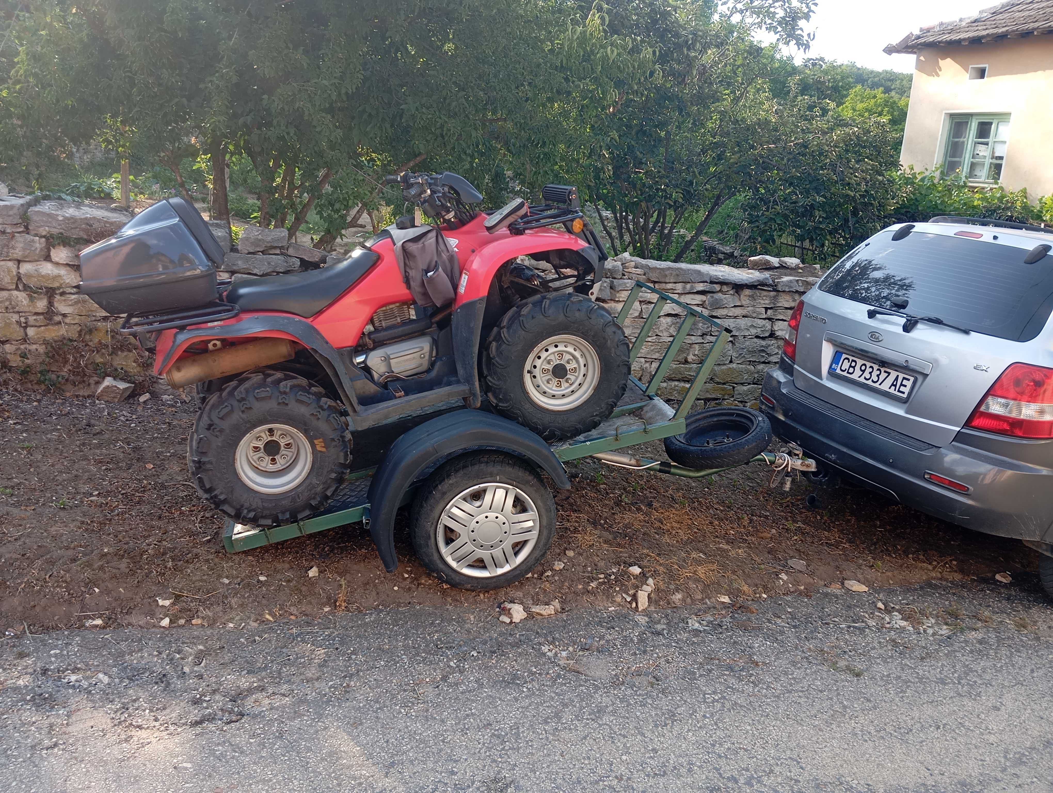 Продавам Honda TRX 250 TM,2x4 със платформа