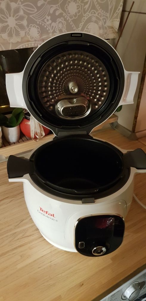 Multicooker inteligent Cook4me