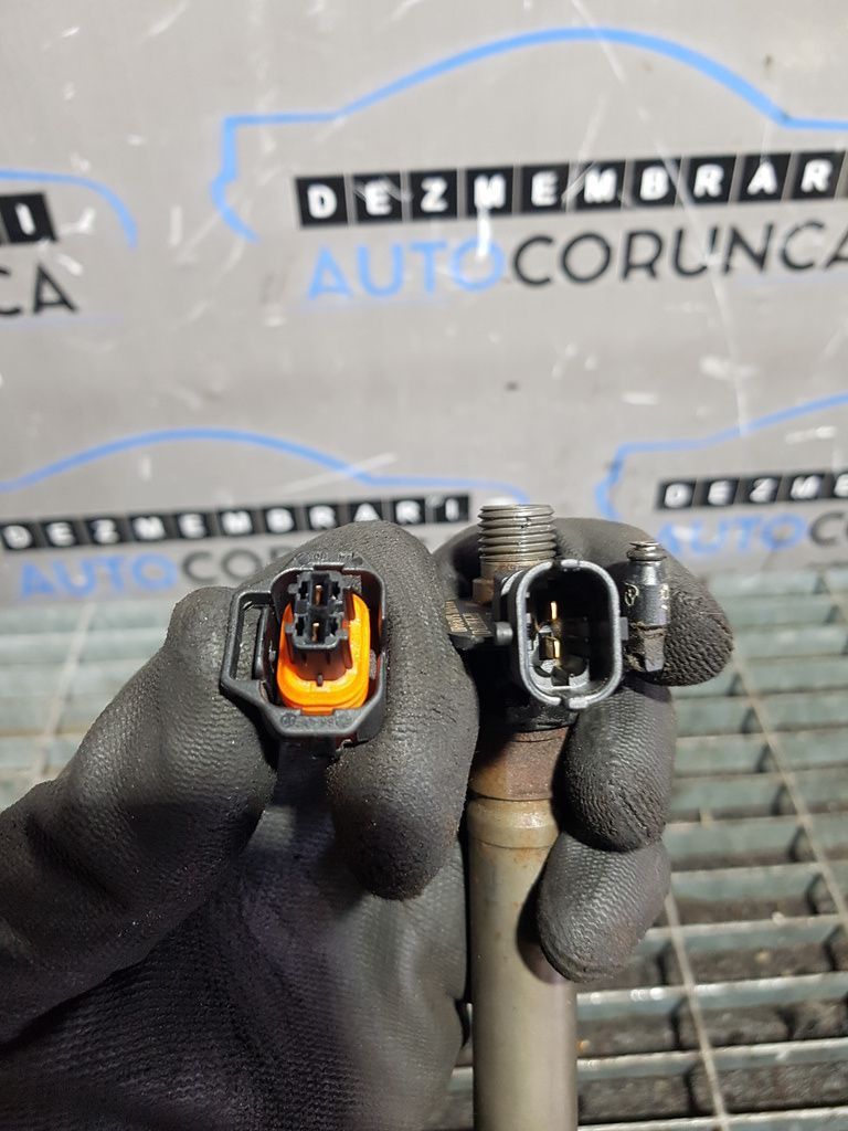 Injector Land Rover Range Rover Evoque 2.2 SD4 2012 - 2015 190CP 224DT (698) 0445116043