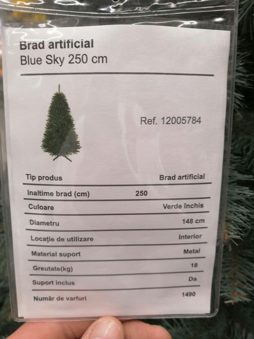 Brad artificial nou