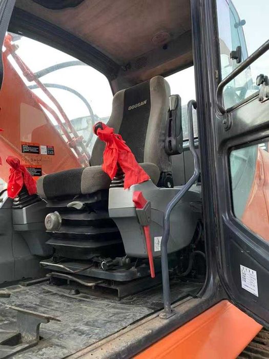 Ekskavator Doosan DX225. Oldindan to'lov 10%. buyurtma asosida. 2023y