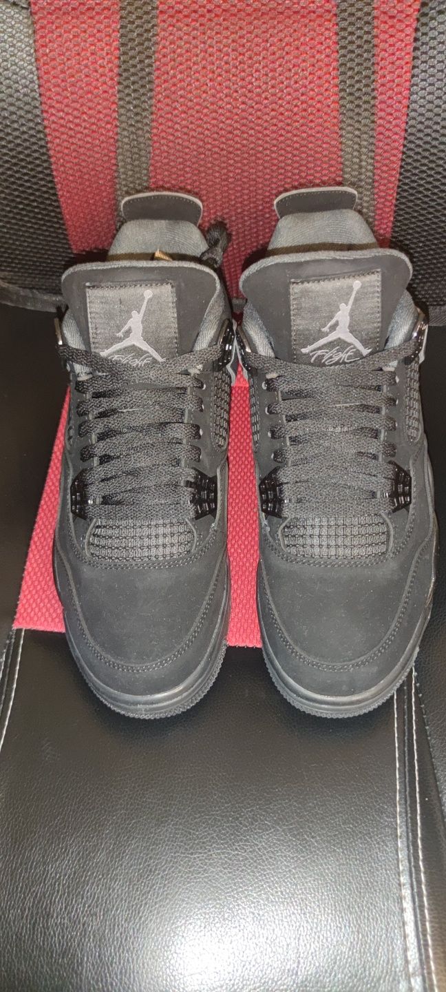 Jordan 4 Black cat