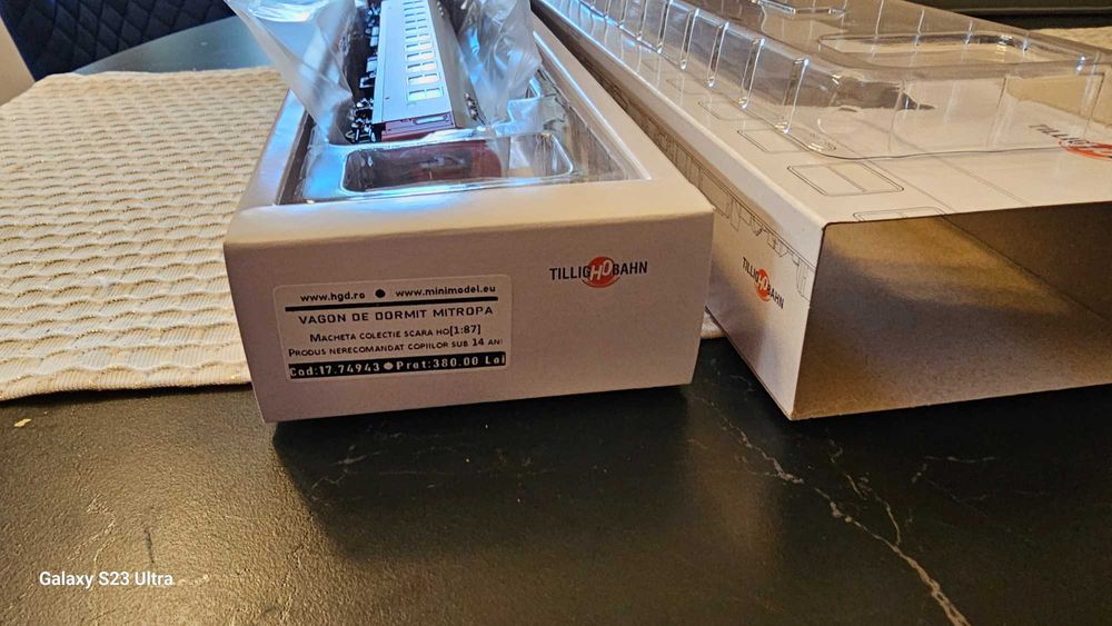 Vand vagon de dormit "Mitropa", DR, epoca IV , Tillig 74943 scara H0