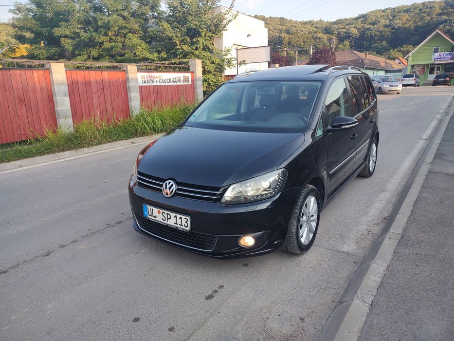 ^ Volkswagen Touran HighLine 2L TDI Euro 5
^ An fabricatie 2011
^