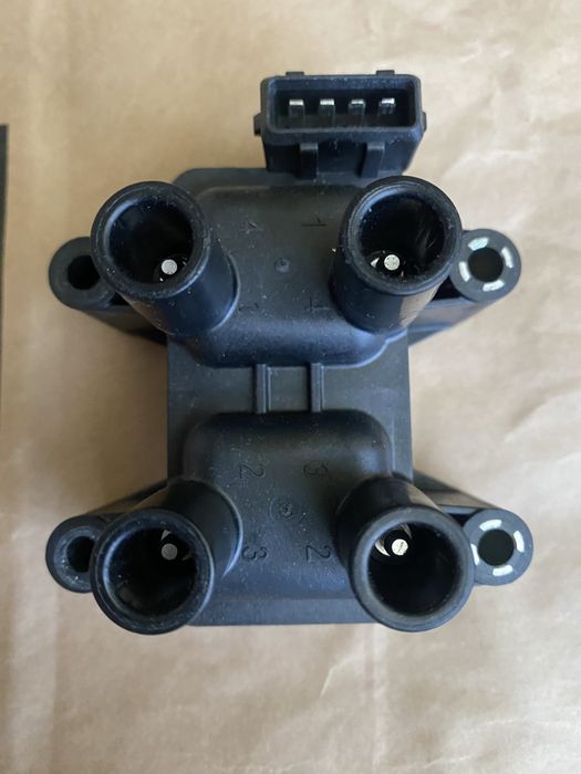 Бобина Bosch Peugeot 106 Пежо 106
