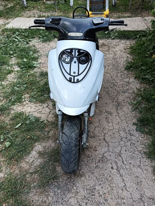 Vând urgent scuter chinezesc 49cc