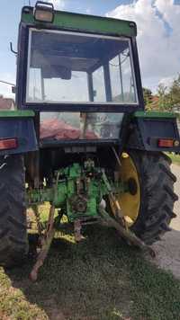 Tractor John Deere plus utilaje agricole