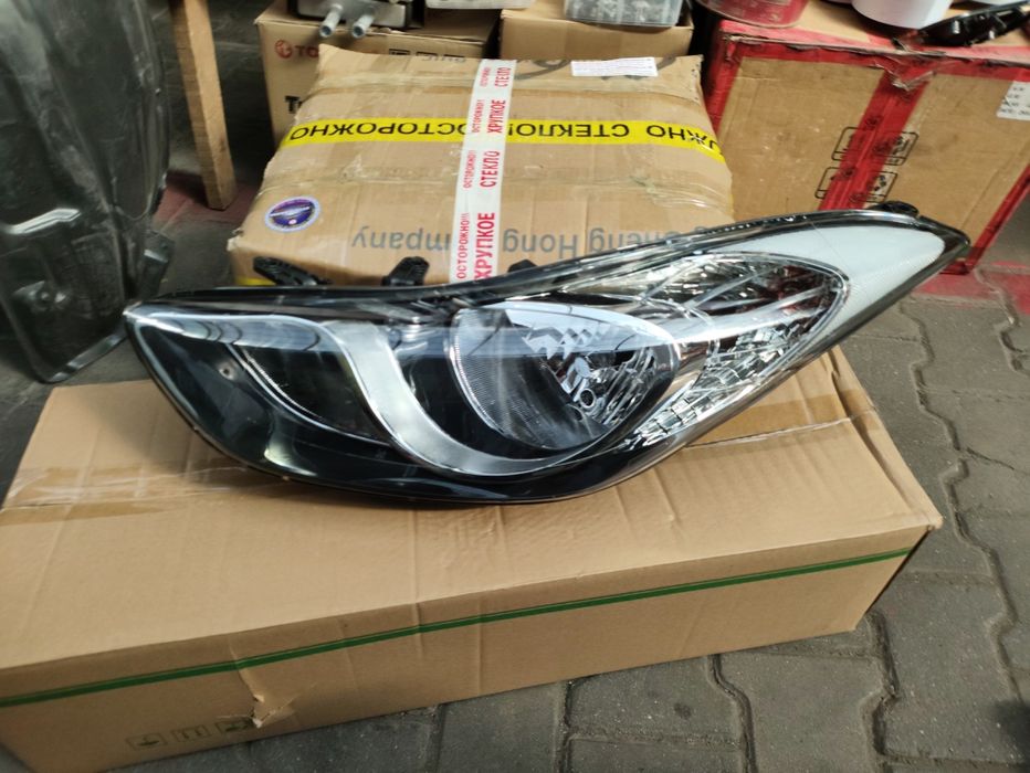 Элантра фара передняя