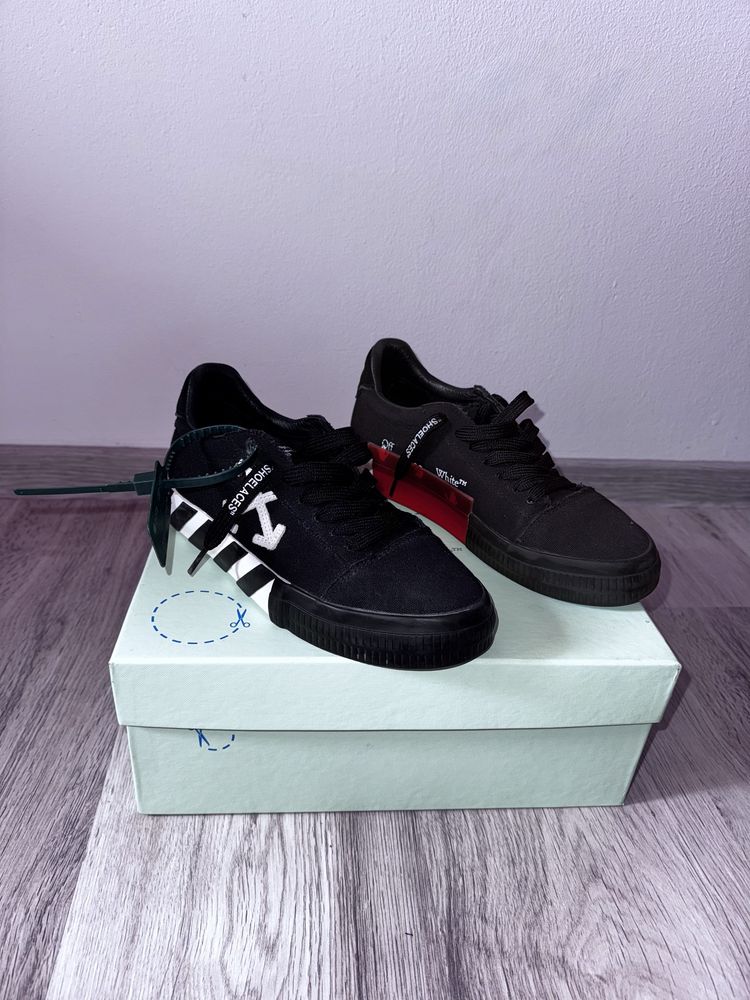 Off-White Low Vulcanized