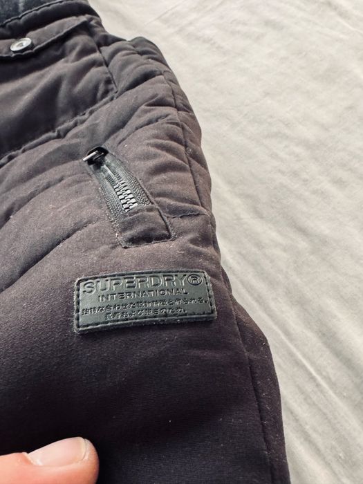 SuperDry,vestă pt.bărbați,măr.XL(merge pt.L)