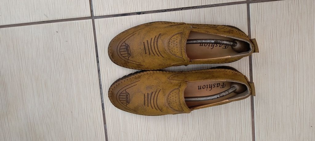 Pantofi usori de vara marimea 43