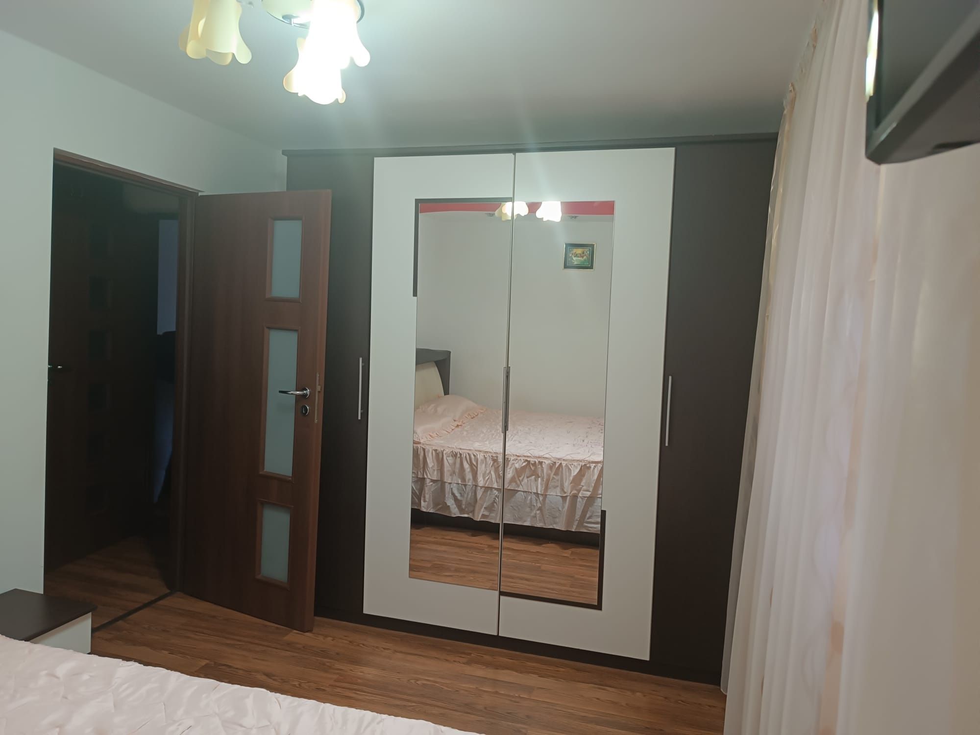 Vând apartament 2 camere