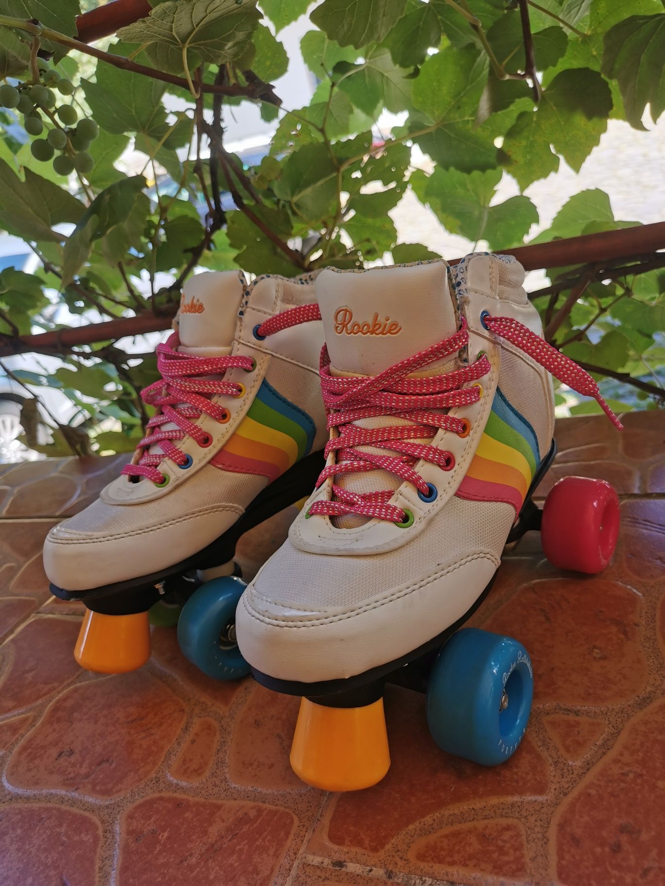 Patine cu rotile Rookie Forever Rainbow White