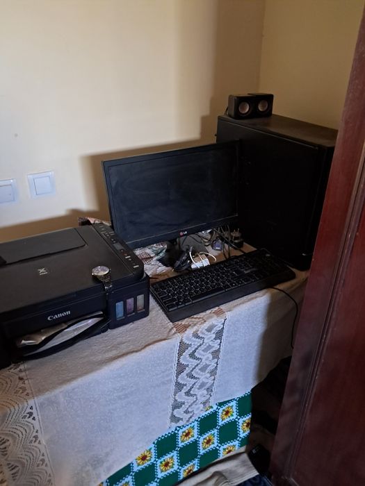 Damashni kampuyter sotiladi