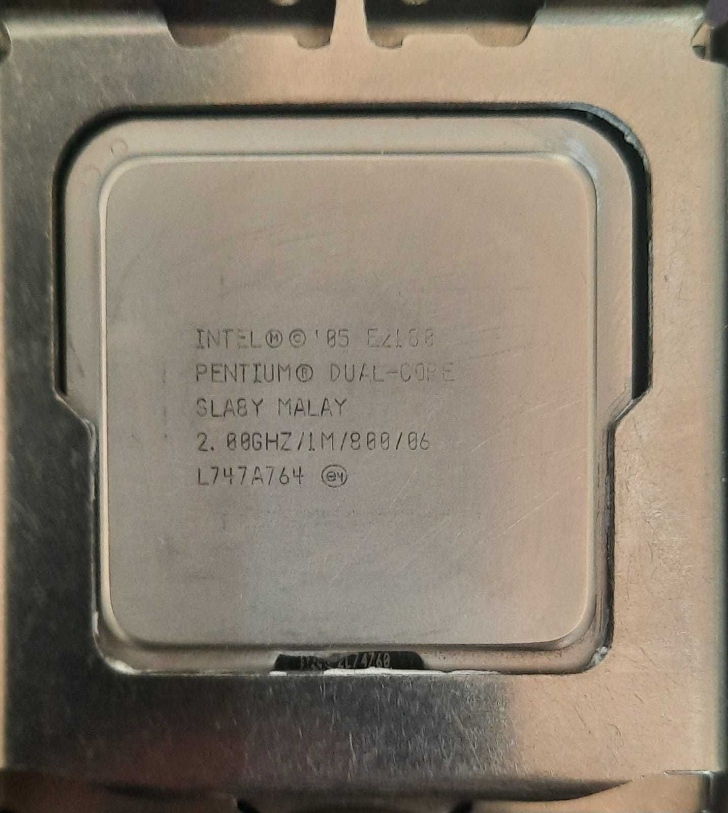 Kit placa de baza si procesor Intel Pentium Dual-Core 2GHz
