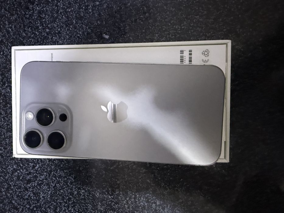iphone 15 pro max pamit 512g holati ideal karopka dak bor