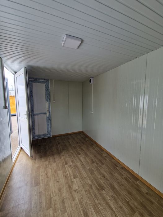 Vând Containere cu vitrina birou sanitar