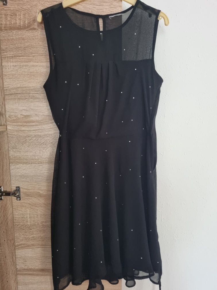 Vand rochie neagra de voal