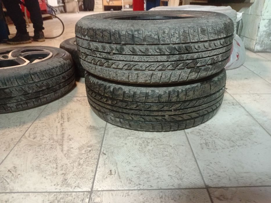 Шины летние 195/65/15 комплект