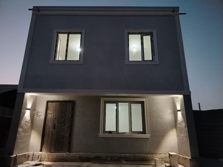 Ховли сотилади 2этажли