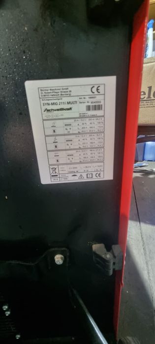 Vând invertor syn mig 211