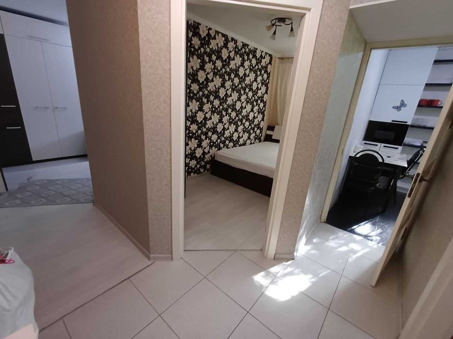 Дава се под наем Двустаен апартамент в София, Гоце Делчев - 45 кв.м за 350 € - Снимка #2