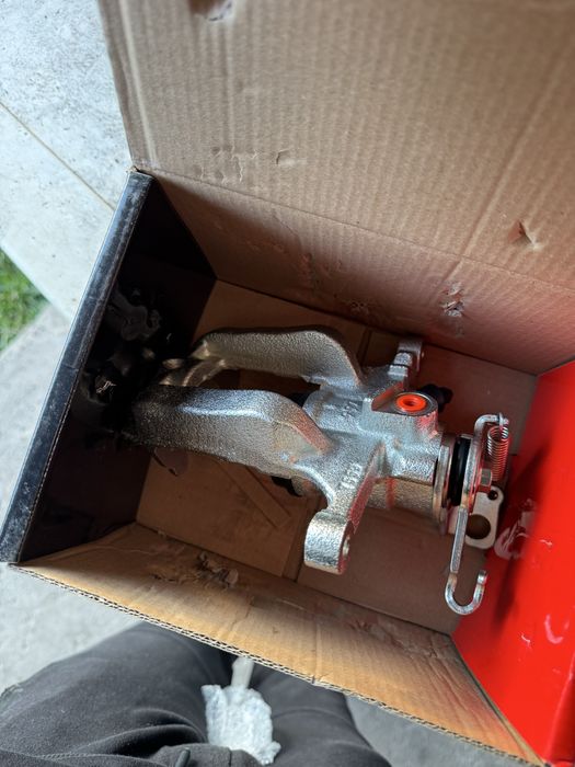 Etrier Opel Astra J stanga spate