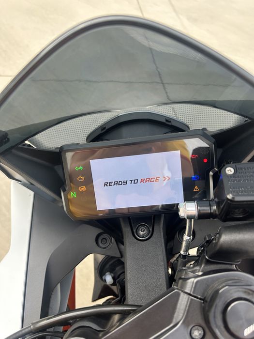 KTM RC 125 (2023)