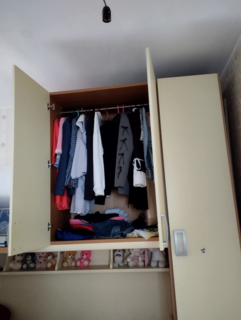 Продам подростковую 2 х ярусную кровать,.