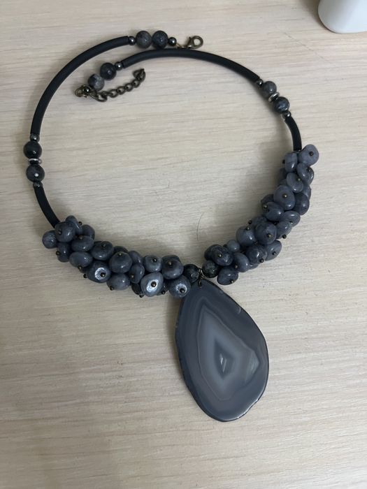 Бусы новые из натуральных камней Агата