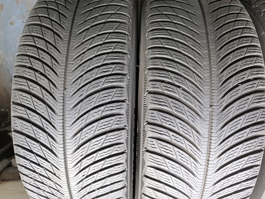 Anvelope de iarnă 235 60 18 Michelin