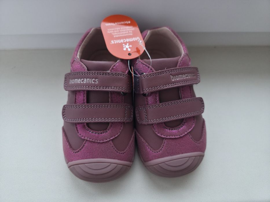 3 perechi de pantofi Biomecanics