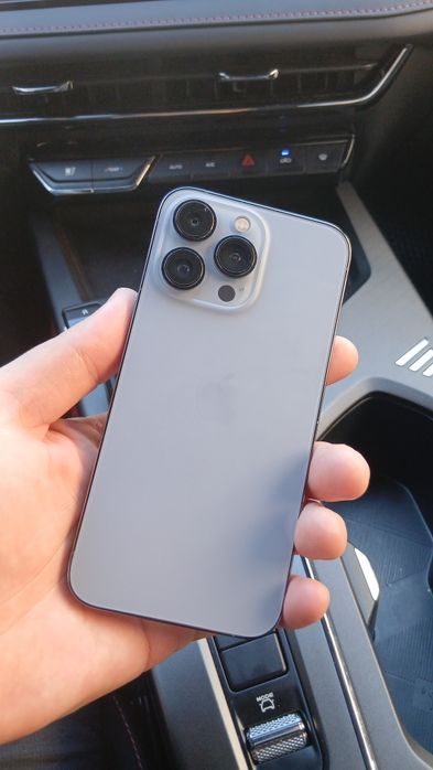 Срочно продам айфон 13 про. В идеальном состоянии