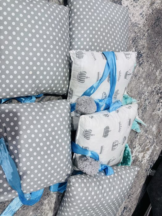 Продам бортик из подушек