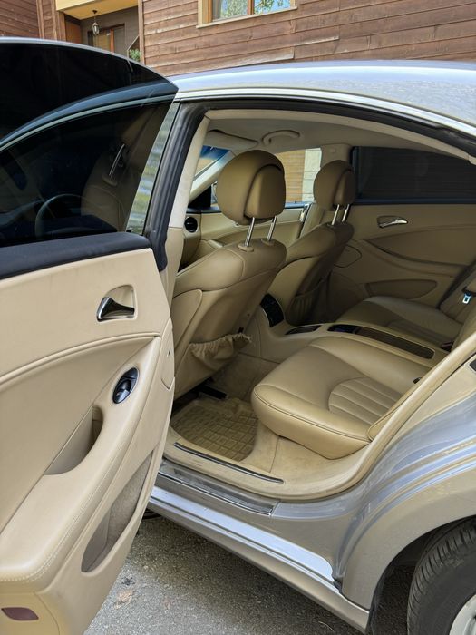 Mercedes-Benz CLS 320