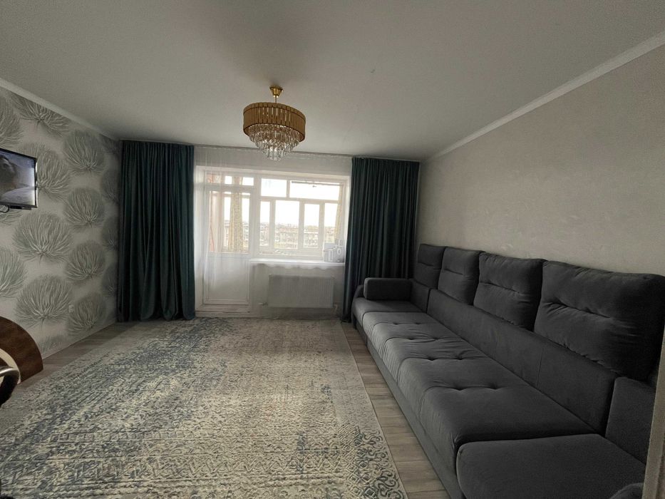 Продам 2комн квартиру на 15мкр Новостройка 2017г. 56кв.м