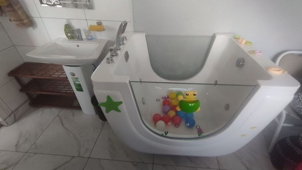 Bolalar gidro vannasi