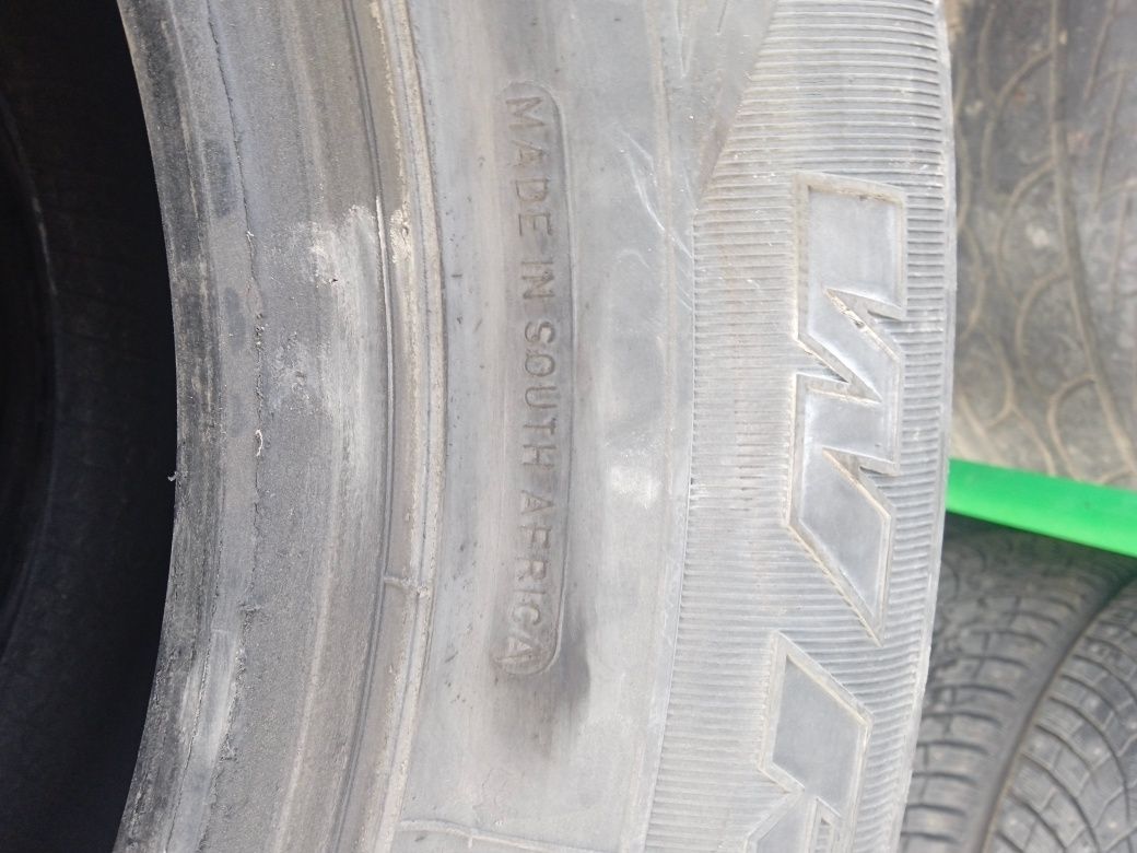 Продам покрышки 265/65R17