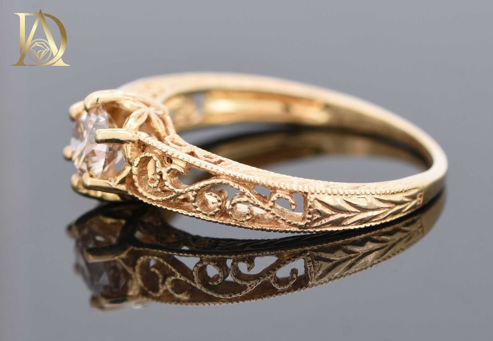 Нов Златен Пръстен с 0.55кт Естествен Брилянт