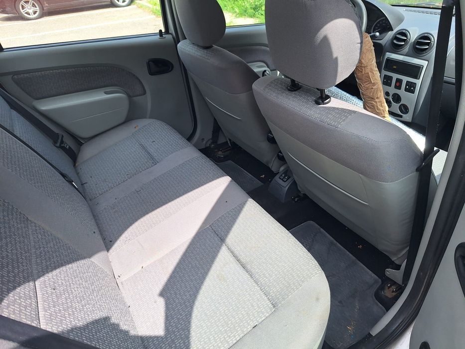 Dacia Logan 1,4 Laureate
