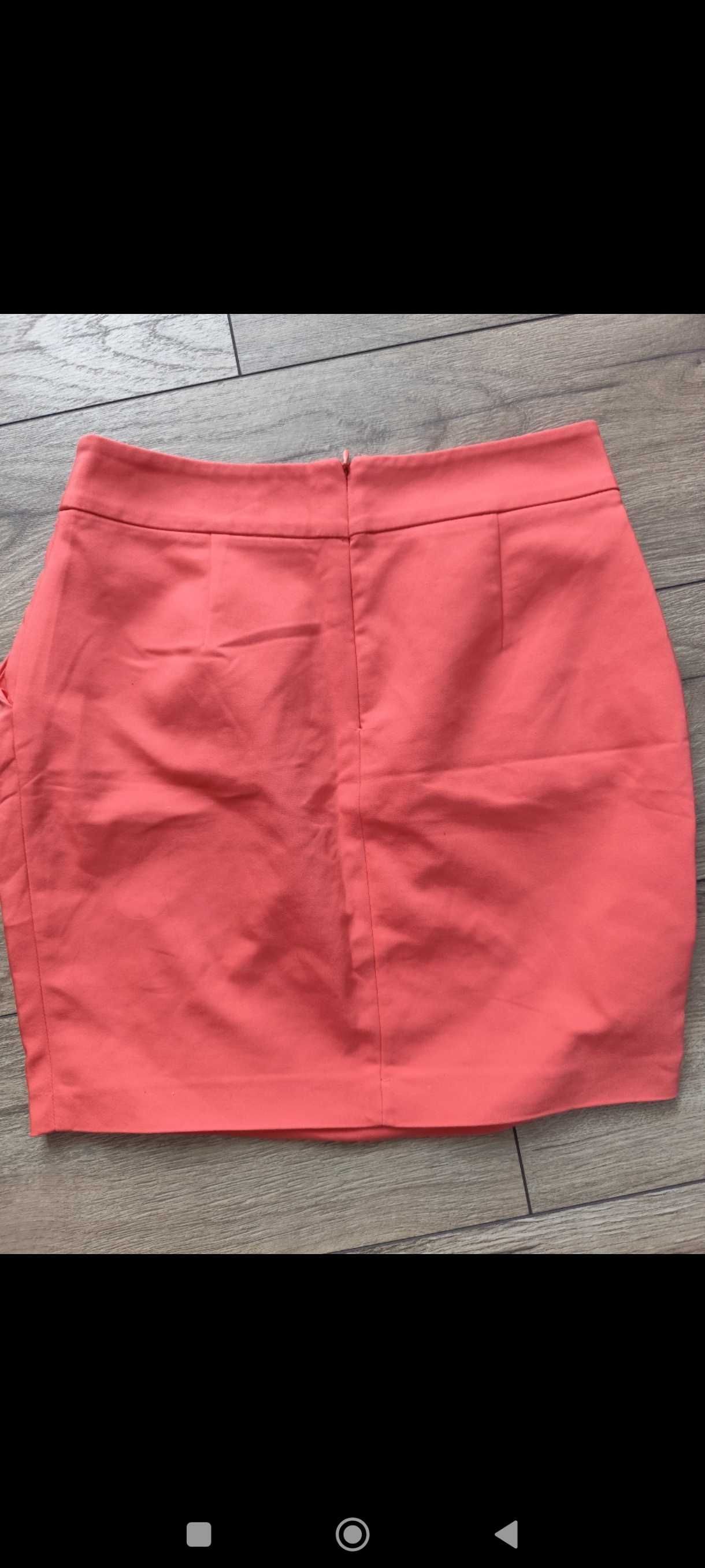Спортно елегантна пола zara