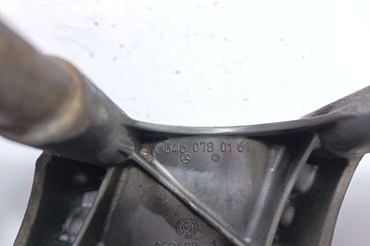 Suport filtru combustibil A6460780161 Mercedes-Benz Vito W639