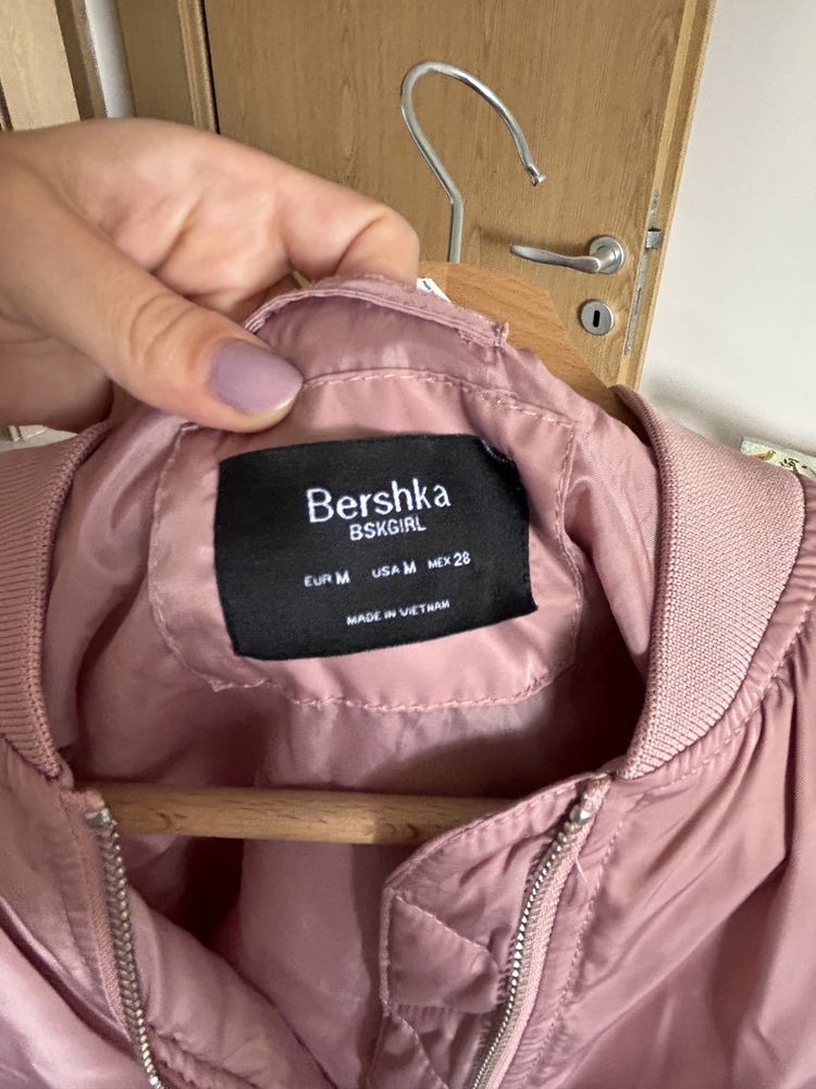 Пролетно яке Bershka S/M размер