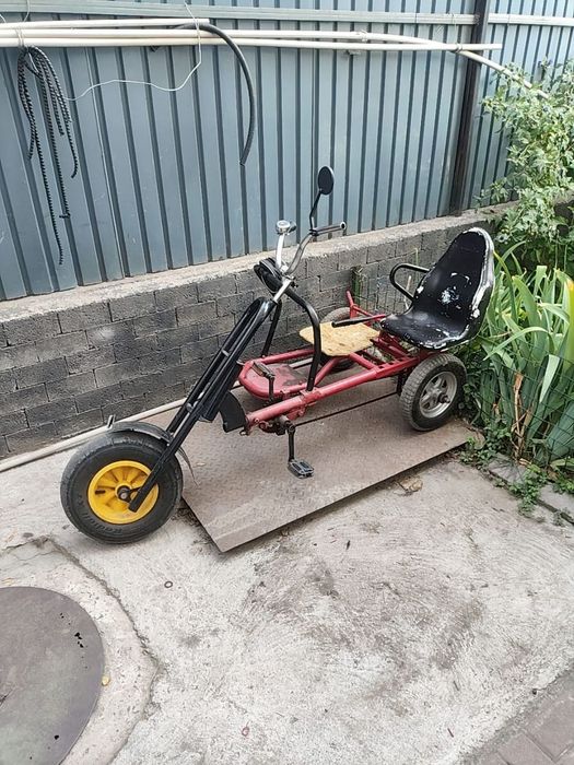 Велосипед трёх колёсный