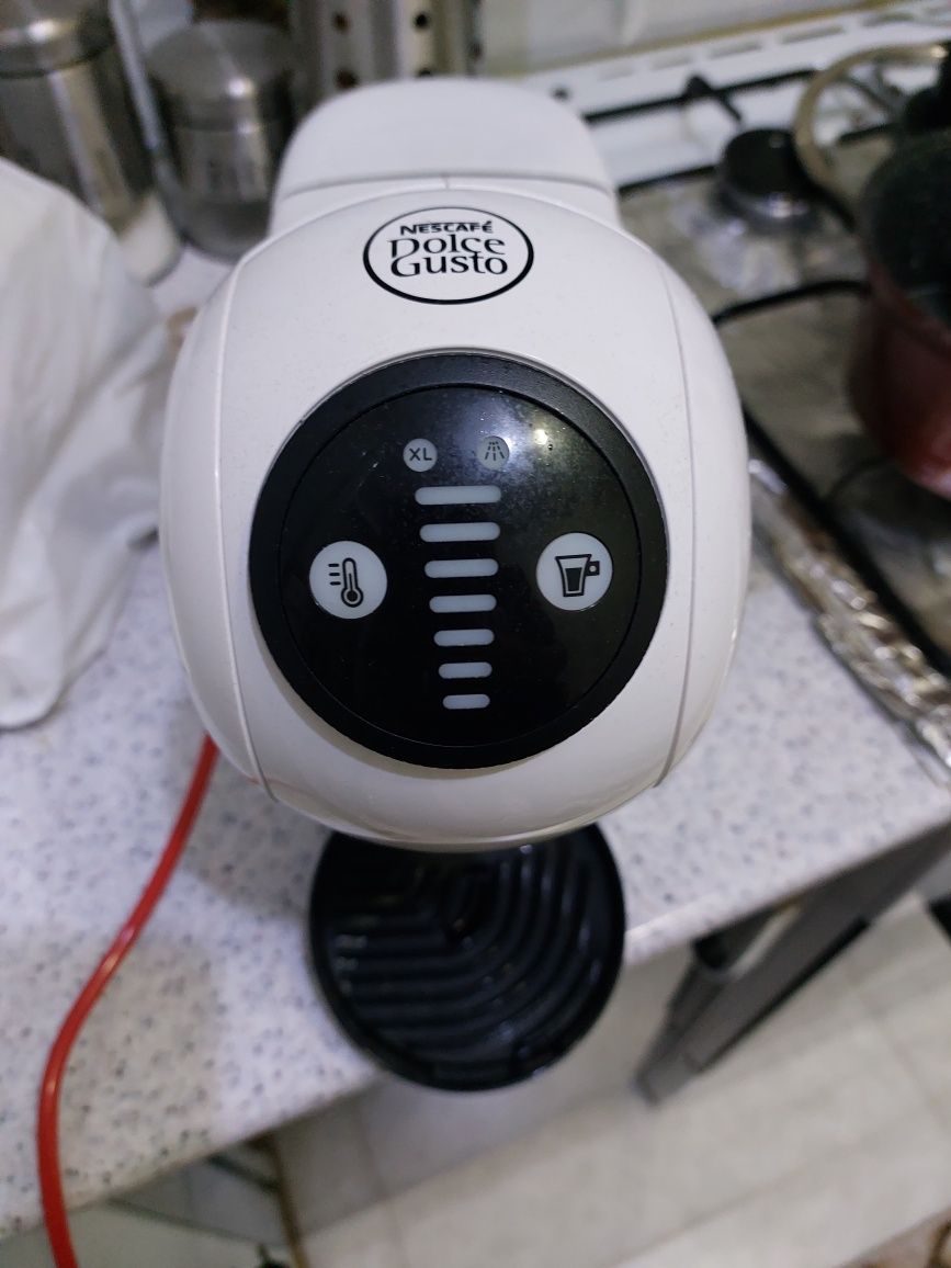 Капсульная кофемашина Nestle Dolce gusto