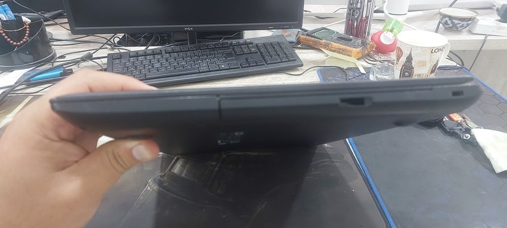 LENOVO NOOTEBOOK srochna sotiladi