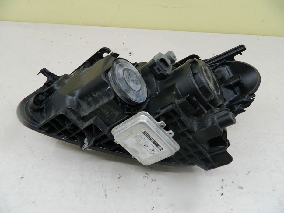 Far dreapta Nissan Qashqai facelift Xenon, 2010, 2011, 2012, 2013, cod origine 26010-BR60B.